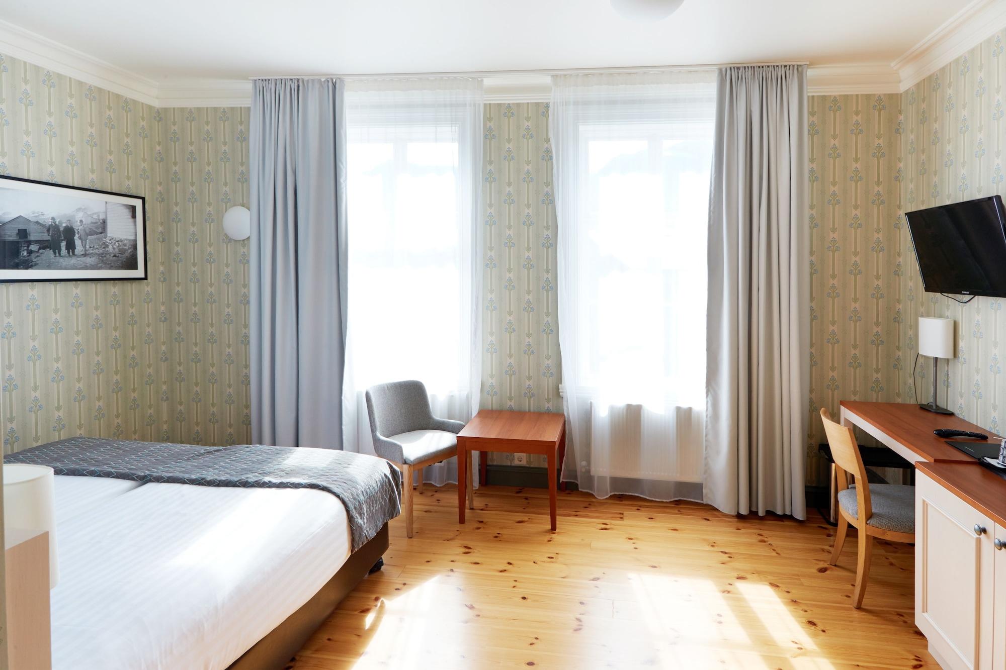 ฟอสโฮเต็ล อีสต์ฟยอร์ด Hotel Faskrudsfjordur ภายนอก รูปภาพ