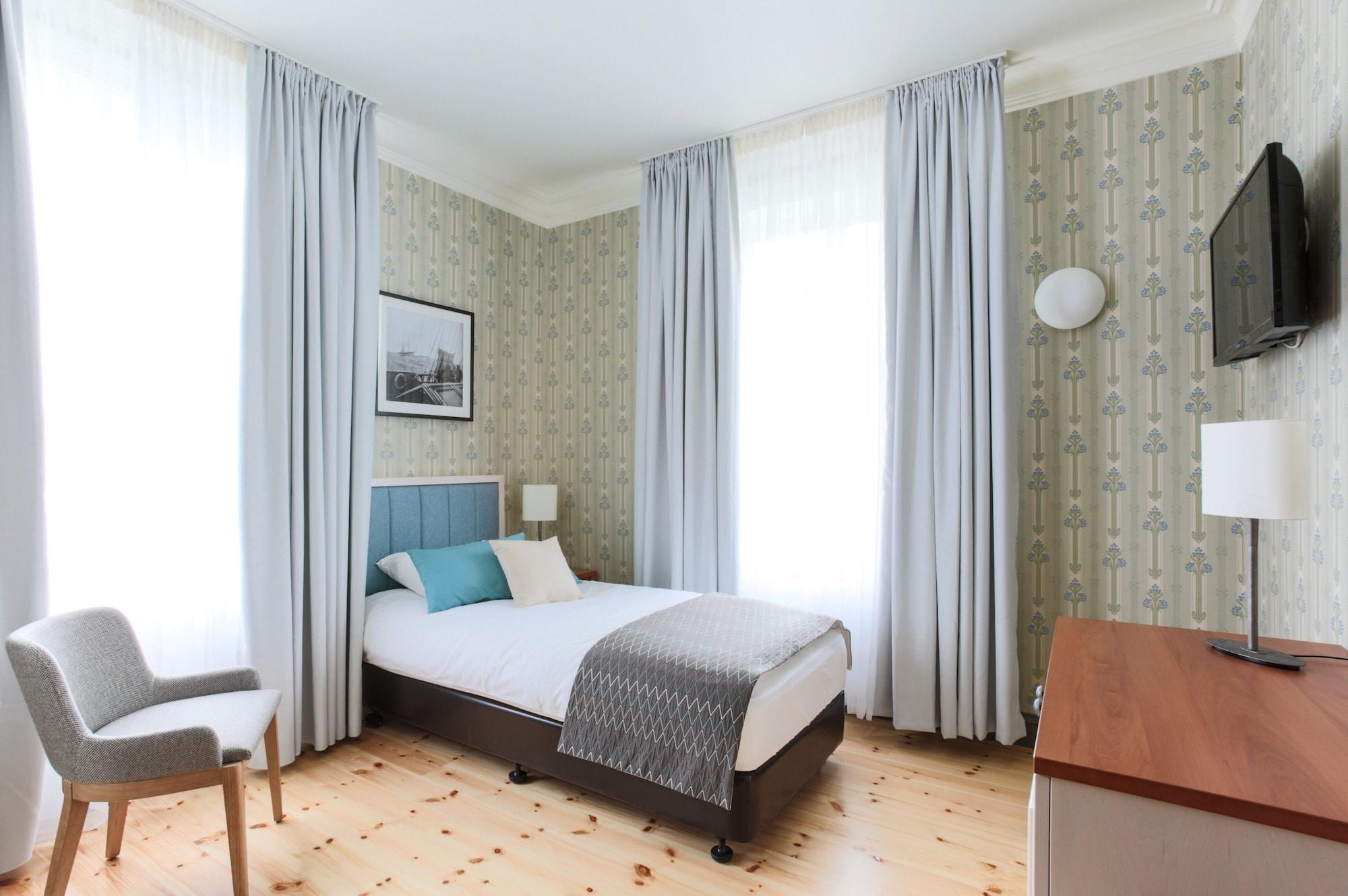 ฟอสโฮเต็ล อีสต์ฟยอร์ด Hotel Faskrudsfjordur ภายนอก รูปภาพ