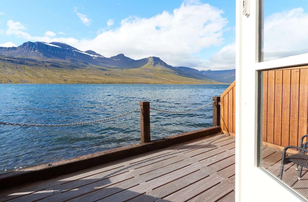 ฟอสโฮเต็ล อีสต์ฟยอร์ด Hotel Faskrudsfjordur ภายนอก รูปภาพ