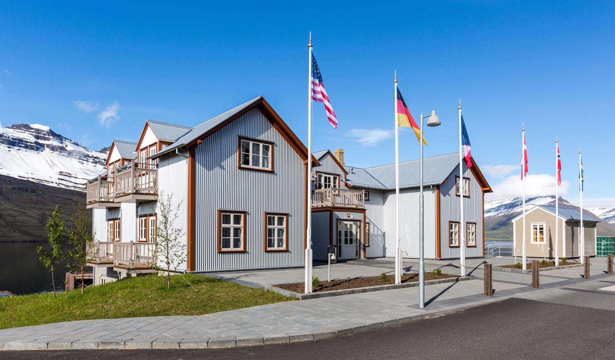 ฟอสโฮเต็ล อีสต์ฟยอร์ด Hotel Faskrudsfjordur ภายนอก รูปภาพ