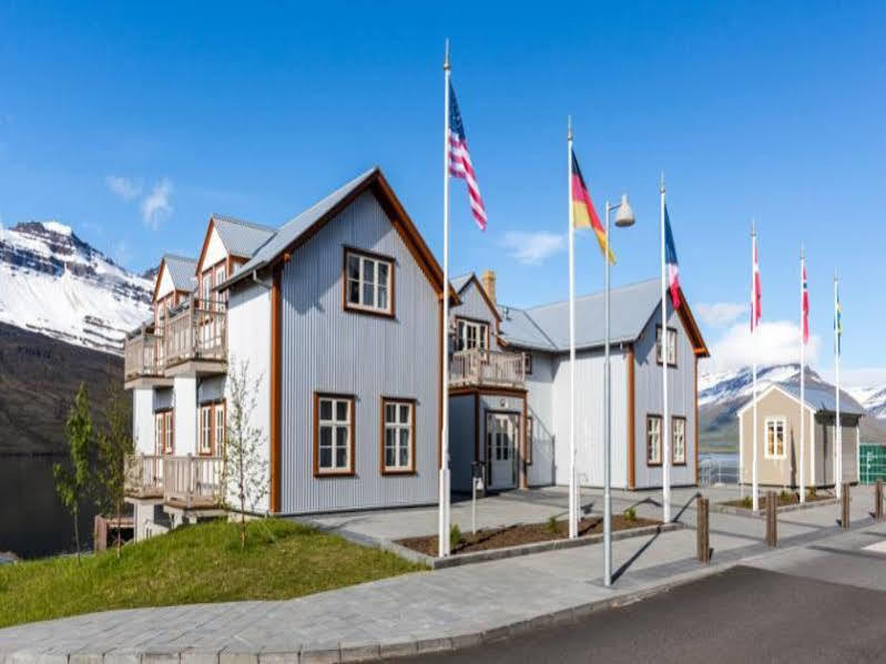 ฟอสโฮเต็ล อีสต์ฟยอร์ด Hotel Faskrudsfjordur ภายนอก รูปภาพ