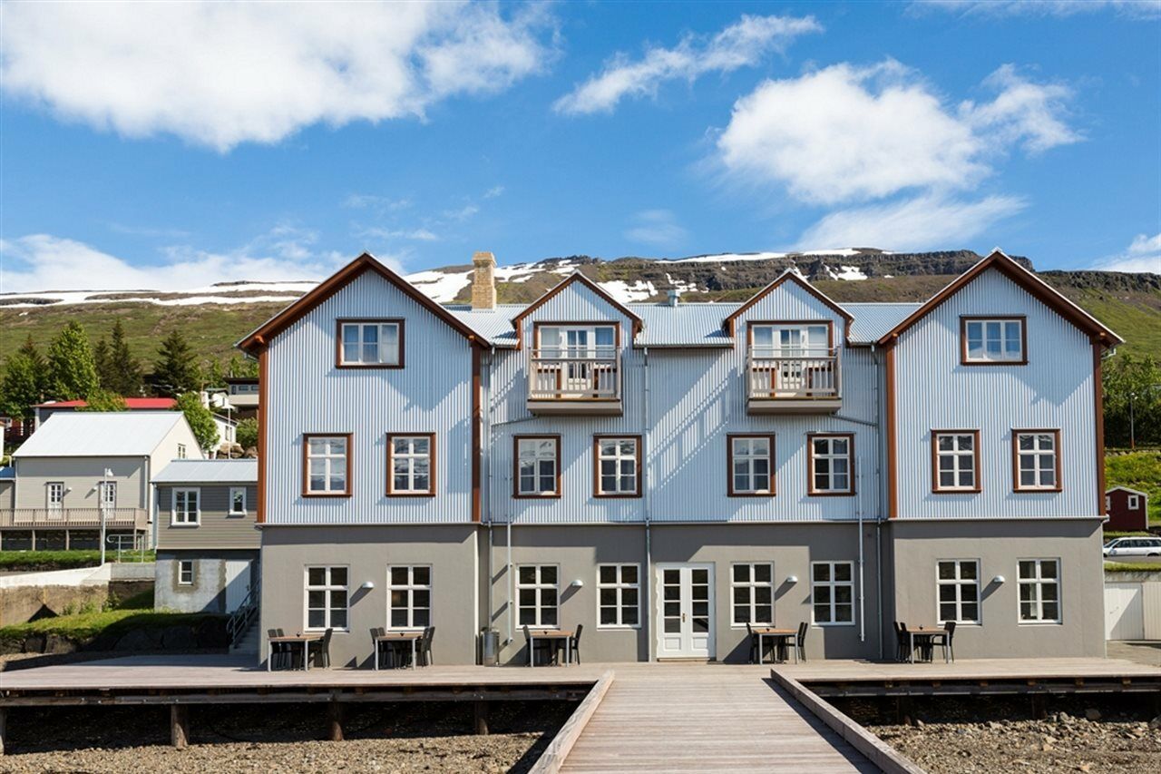 ฟอสโฮเต็ล อีสต์ฟยอร์ด Hotel Faskrudsfjordur ภายนอก รูปภาพ