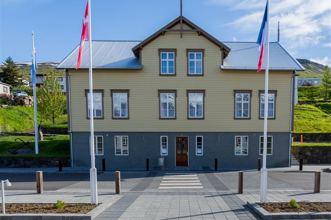 ฟอสโฮเต็ล อีสต์ฟยอร์ด Hotel Faskrudsfjordur ภายนอก รูปภาพ